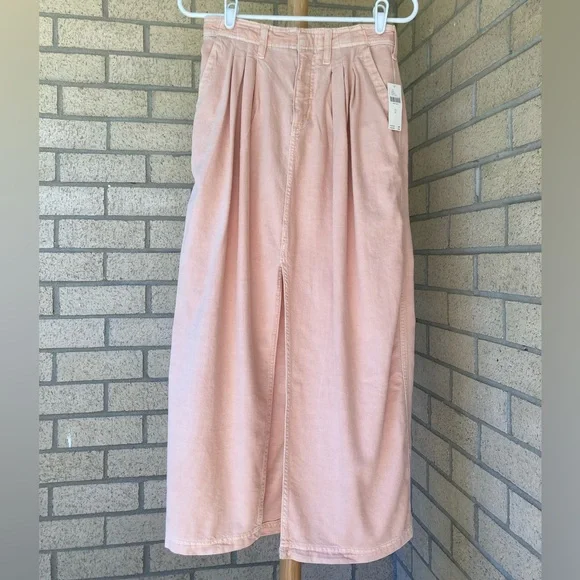 Pilcro Anthropologie Pleated Slouchy Trouser Pink Maxi Skirt Middle Slit Detail - Picture 17 of 17